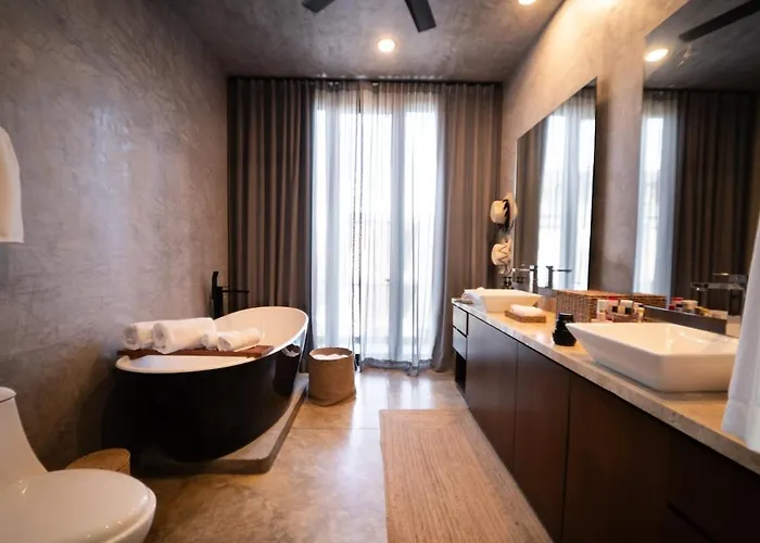 Villa Spacious Luxury Villa, 3 Private Pools + Rooftop Tulum