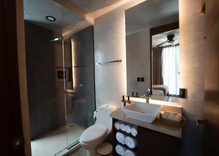 Villa Spacious Luxury Villa, 3 Private Pools + Rooftop