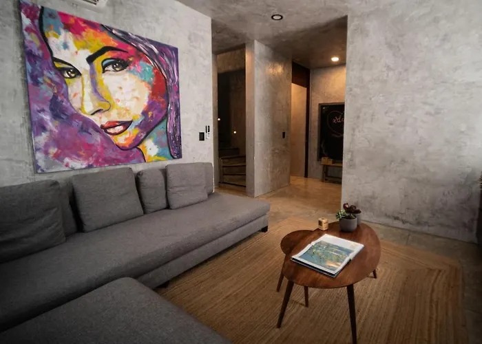 Spacious Luxury Villa, 3 Private Pools + Rooftop Villa Tulum