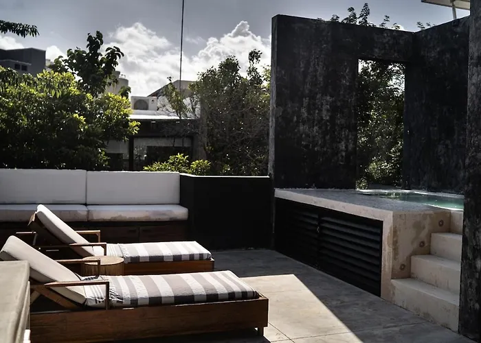 Villa Spacious Luxury Villa, 3 Private Pools + Rooftop *