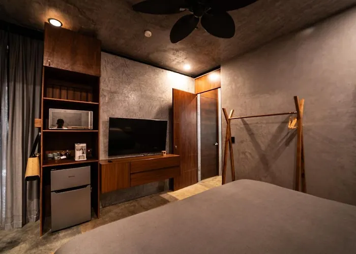 Villa Spacious Luxury Villa, 3 Private Pools + Rooftop