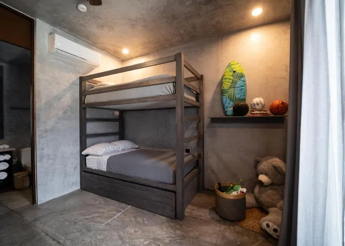 Spacious Luxury Villa, 3 Private Pools + Rooftop Tulum